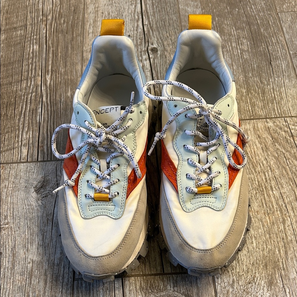 Oncept Osaka sz 8 running shoe/sneaker SO COMFY White/orange/lt blue/silver LN